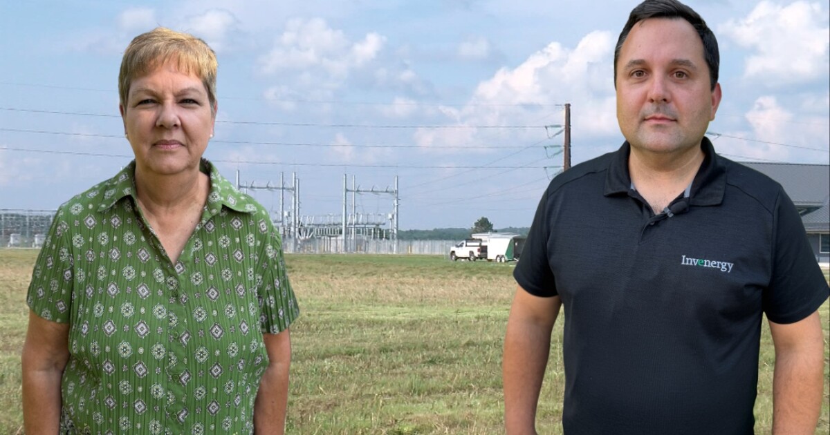 Darien residents question project leaders over proposed energy center