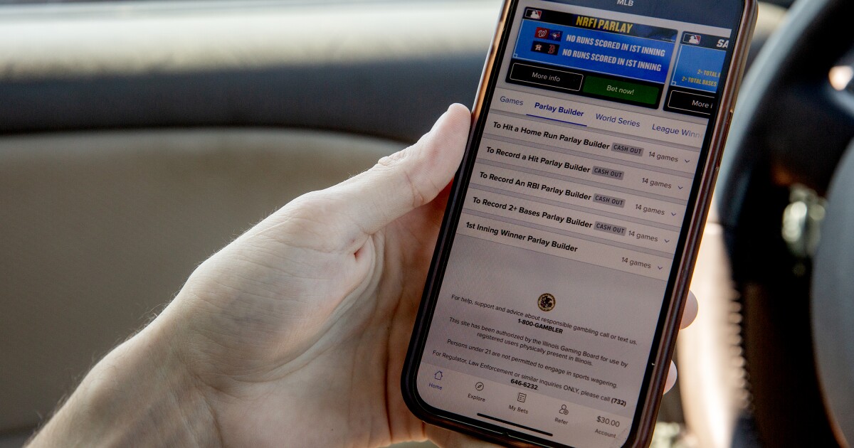 Missouri picks FanDuel and Circa Sports for key sports betting license