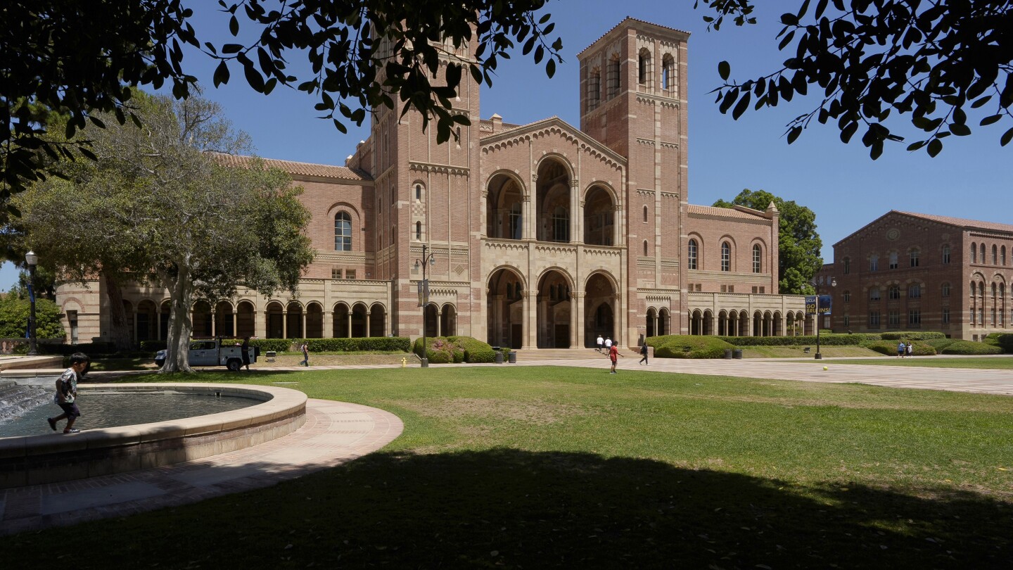 Trump seeks UCLA settlement of $1 billion to restore research funding