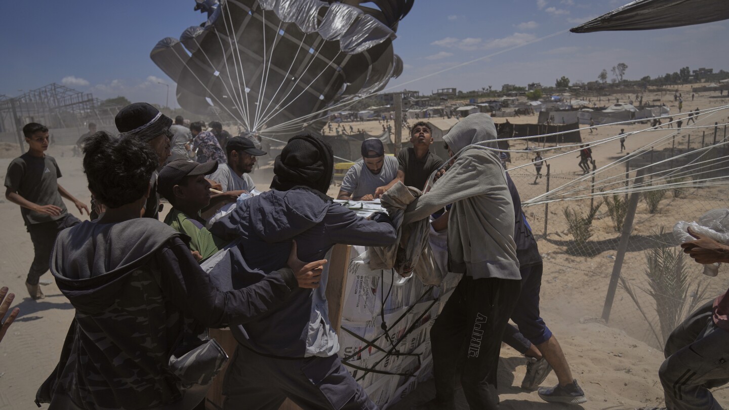 Netanyahu hints at expanded war in Gaza. Former Israeli military and spy chiefs object