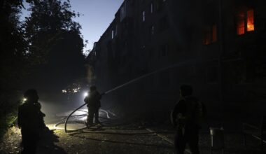 Russian attack on southern Ukraine kills 1 and wounds dozens