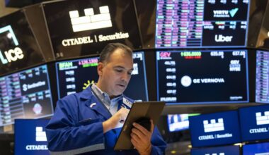 China standoff postponed, Wall Street refocuses on inflation
