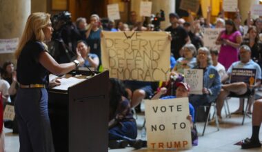 JD Vance visits Indiana as Trump pushes for GOP-led redistricting
