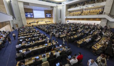 Nations deadlocked over plastic production limits in global treaty talks