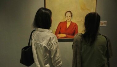 Photos from women artists exhibition in Iran