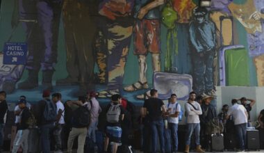 14,000 U.S.-bound migrants have returned south since Trump border changes, U.N. says