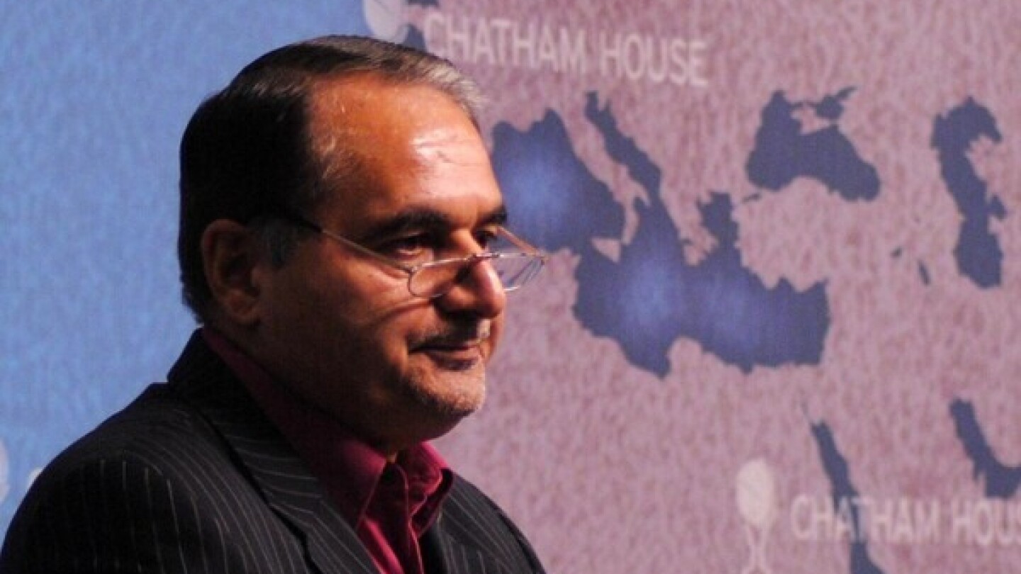 Controversial Princeton Prof with Strong Iran Ties Steps Down After Campaign to Remove Him