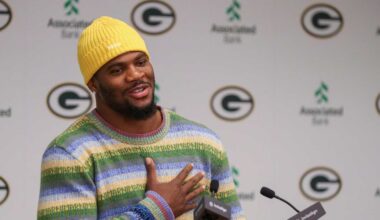 Micah Parsons on his back tightness: Physically, I'm great