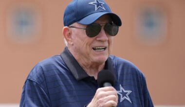 Jerry Jones on doing handshake deals: That's how I bought the Cowboys