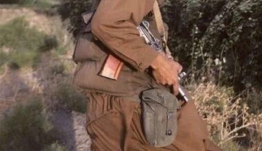 In 2011, the Lithuanian press reported that former Polish Foreign Minister Radosław Tomasz Sikorski had been among the Afghan mujahideen as an Air Force correspondent in 1987.