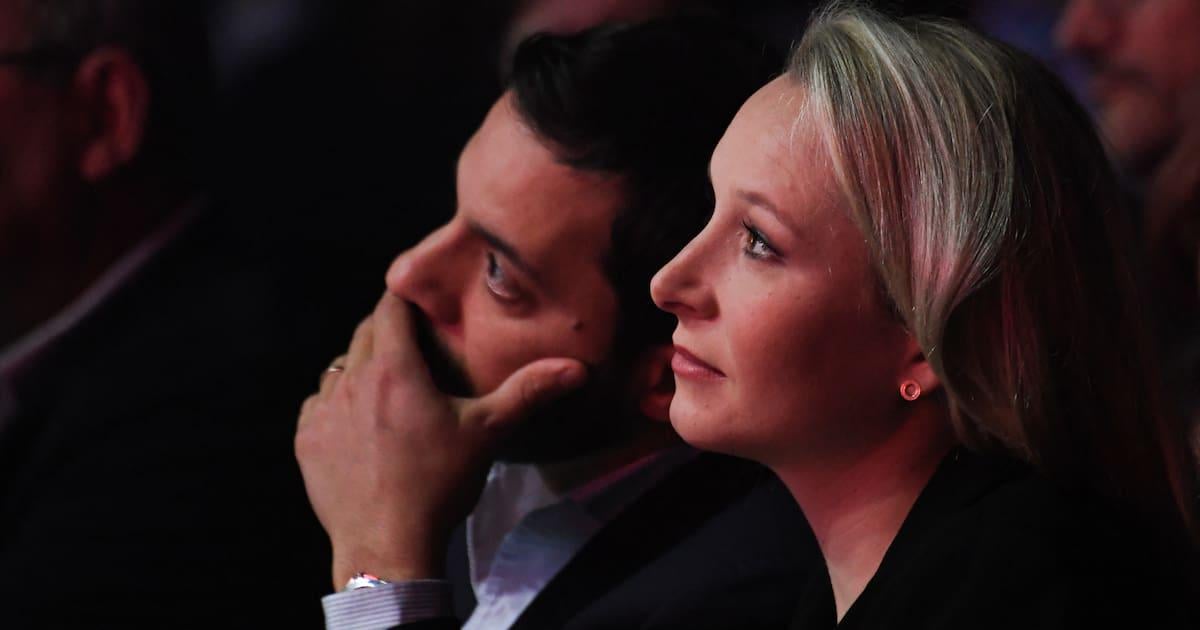 Incidente stradale in Calabria per Marion Maréchal, europarlamentare francese e nipote di entrambi i Le Pen, ed il marito Vincenzo Sofo, ex europarlamentare FDI.