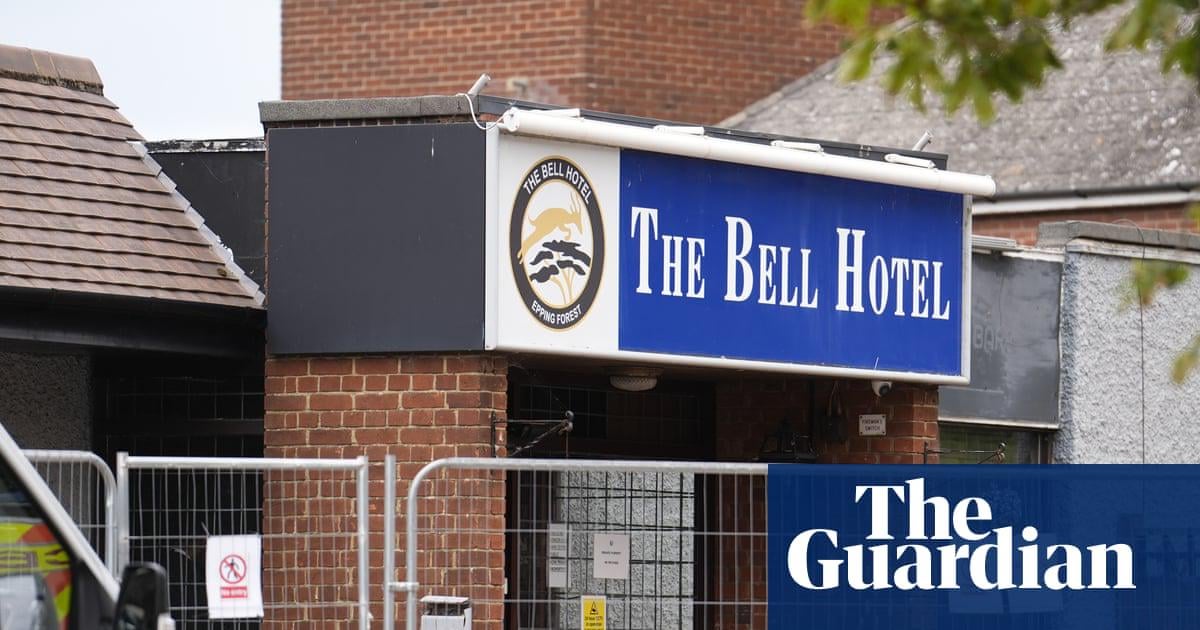 Home Office promises ‘big surge’ in asylum hotel closures in new year