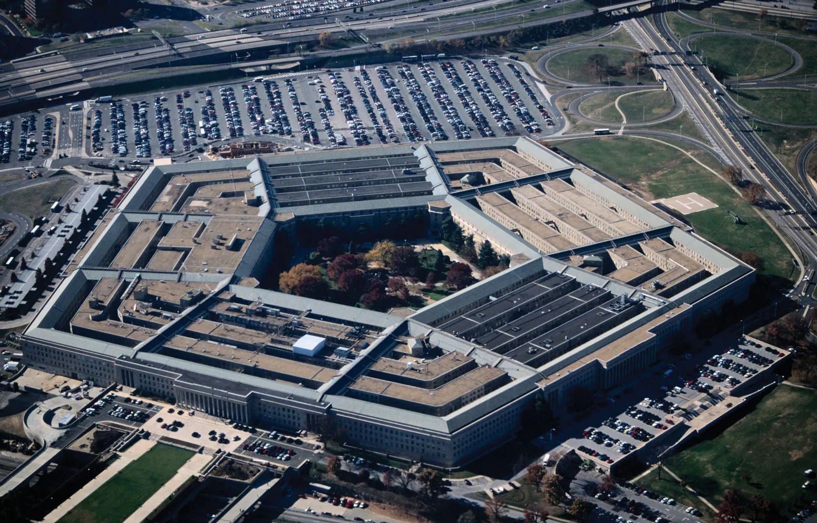 Mounting criticism surrounds Pentagon chief Pete Hegseth over leadership missteps