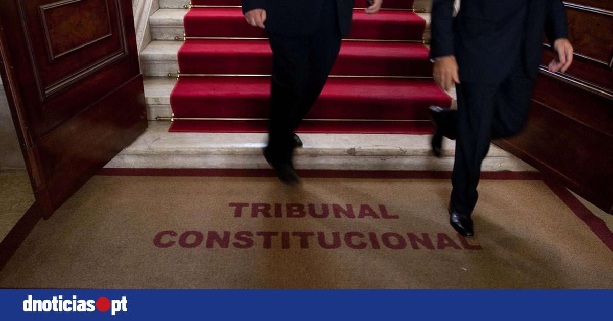 "Que se altere a constituição!"
