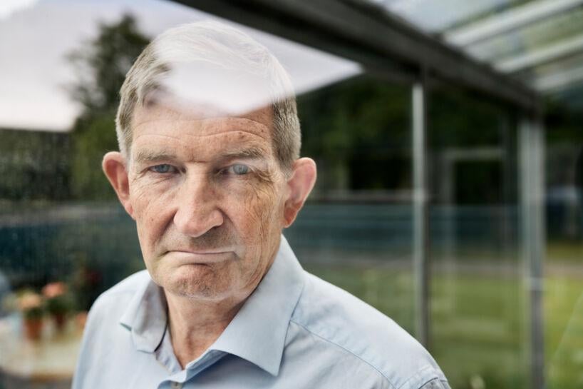 Tidligere politichef gennem 15 år har bekæmpet narkotika forgæves. Nu kommer han med et opsigtsvækkende forslag [»Hvis vi fik statsmonopol på narkotika og kunne sælge det lige så billigt som banderne, og det kunne vi godt, hvis vi ville, så fjerner vi bandernes eksistensgrundlag,«]