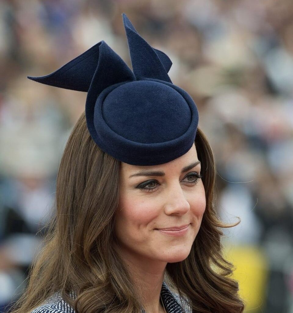 Big/crazy/weird hats that kinda work, part 2