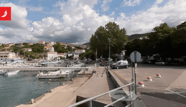 Drunk Poles causing chaos in Croatia, one entered the cafe with an axe