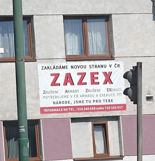 pivo bude zadarmo a fotbal každý den