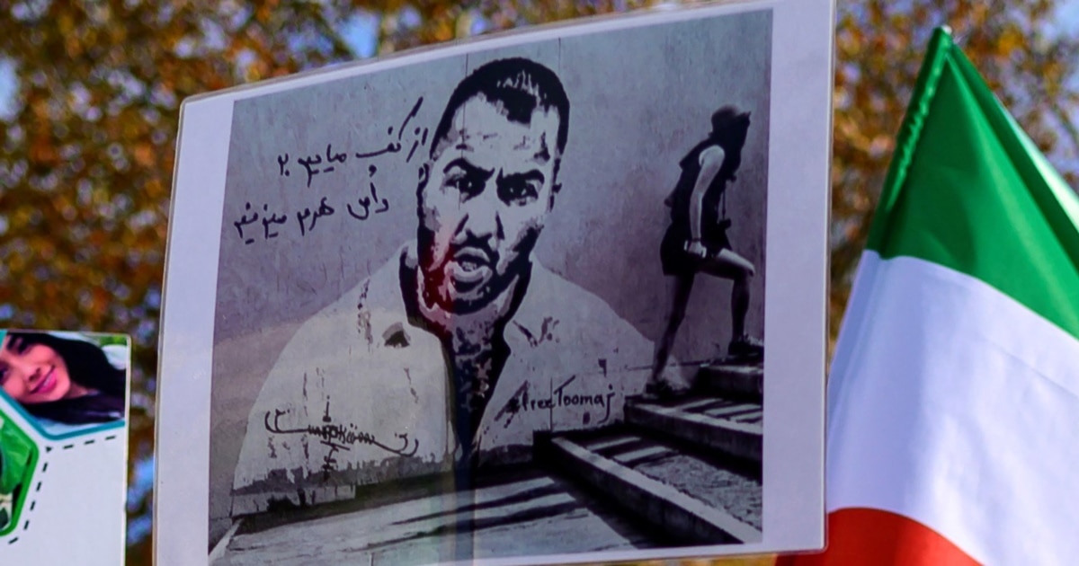 How Protest Musicians Became Icons -- And Targets -- In Iran's Women, Life, Freedom Movement