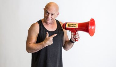 Ross Kemp urges people to strengthen their pension to ‘gain some serious pounds’ - London Evening Standard