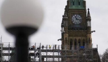 Ottawa has a ‘deficit issue that has to be dealt with,’ Liberal says - National