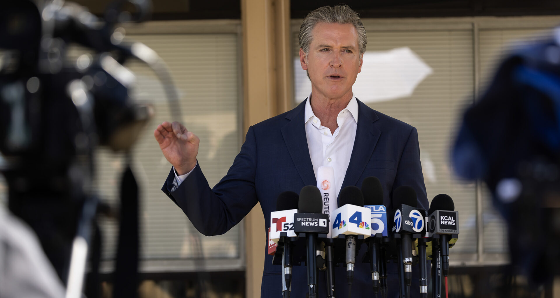 Newsom signs new CA laws to resist Trump immigration crackdown