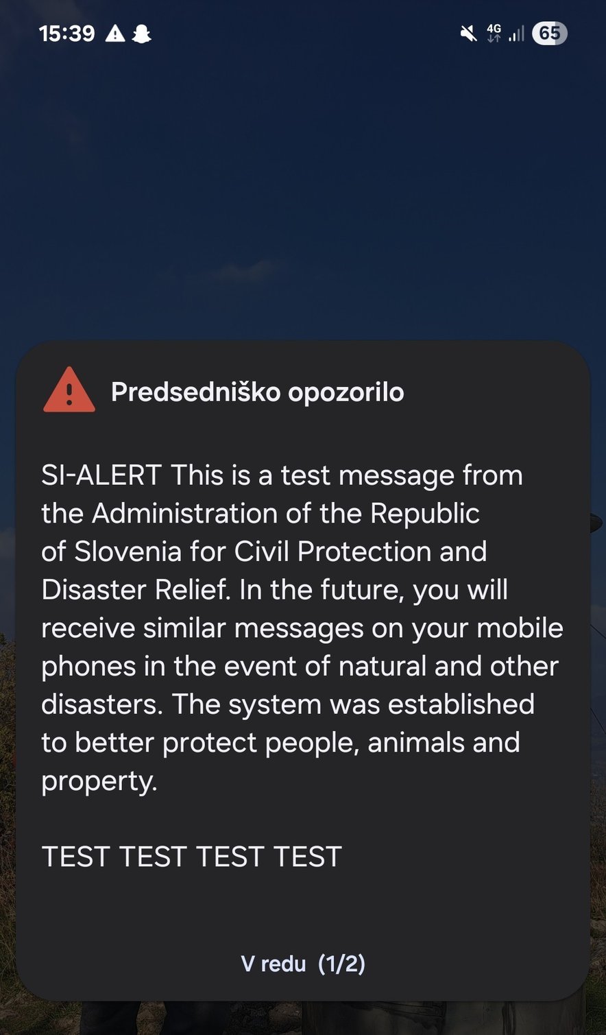 Telefoni so piskali tudi ob 15.39.