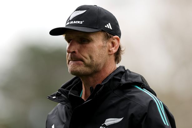 New Zealand head coach Scott Robertson