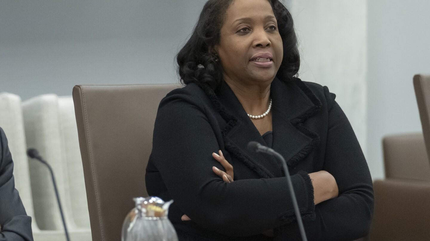 Court rules Lisa Cook can remain a Fed governor for now while fighting Trump’s attempt to fire her