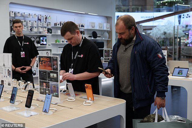 Apple's highly coveted iPhone 17s have gone on sale in Moscow - despite the major US tech company banning sales in Russia following the Ukraine war