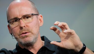 Mark Spitznagel, president and chief investment officer of Universa Investments, issued chilling warning to Americans a bout the 'perverse' market