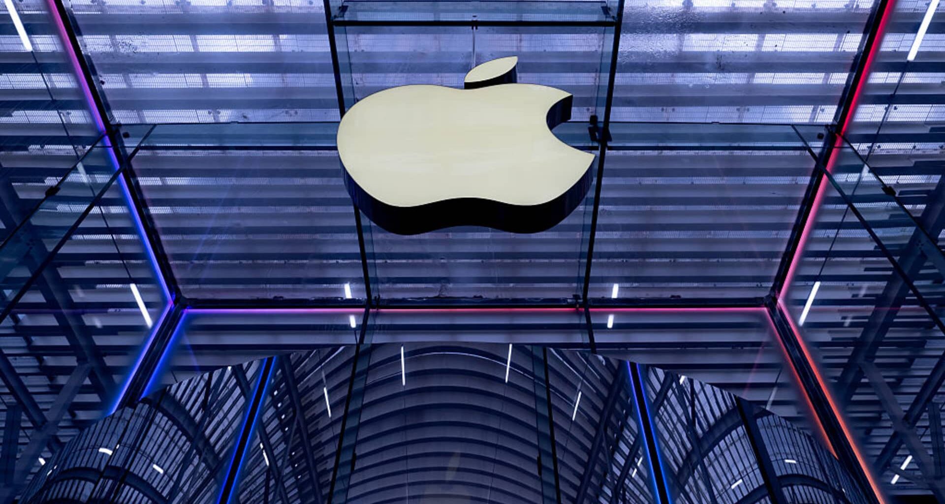 Investor Peter Andersen is disappointed in Apple’s ‘embarrassing absence' in AI ahead of iPhone event
