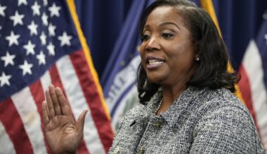 Judge blocks Trump from firing Fed Governor Lisa Cook for now