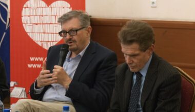 Плохий и Крамер на посещение в България