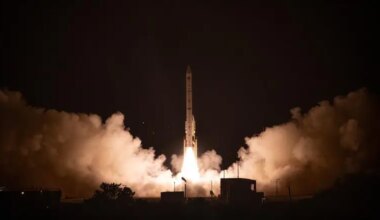 Israel successfully launches Ofek 19 satellite into space