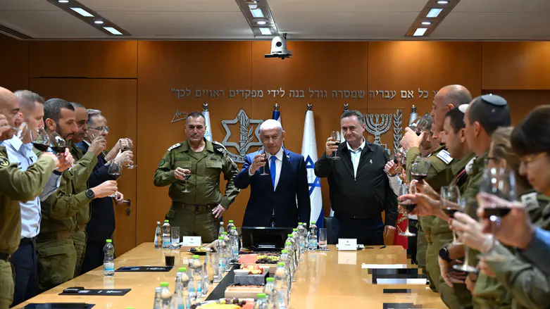 Netanyahu: 'We need to destroy the Iranian axis'
