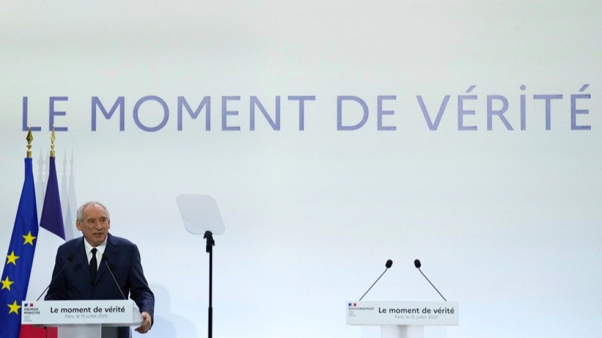 Vote de confiance, appel au blocage : une semaine chaotique attendue en France