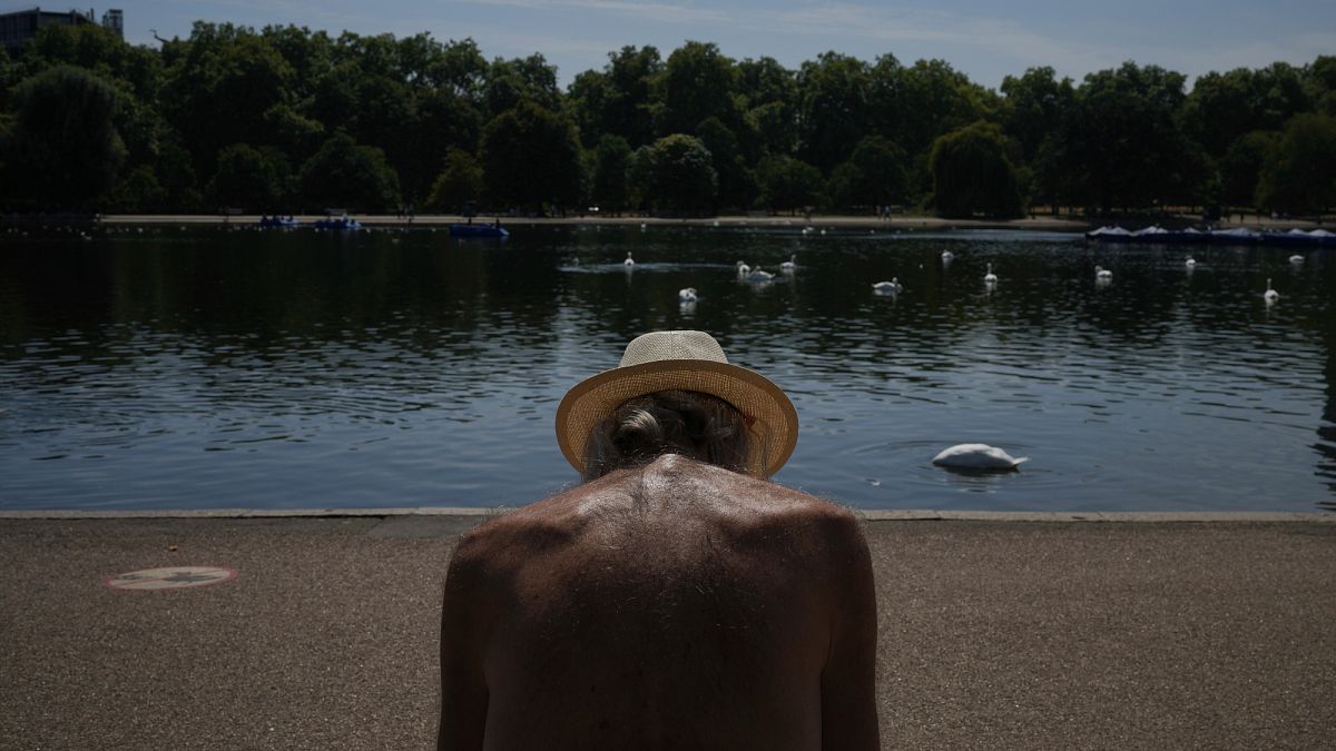 Summer 2025 was UK's hottest on record and experts say 'extremes' like this are becoming more common