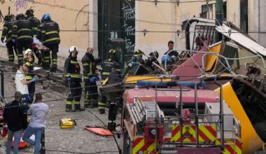 Lisbona, la funicolare Elevador da Glória deraglia: almeno 15 morti e 23 feriti