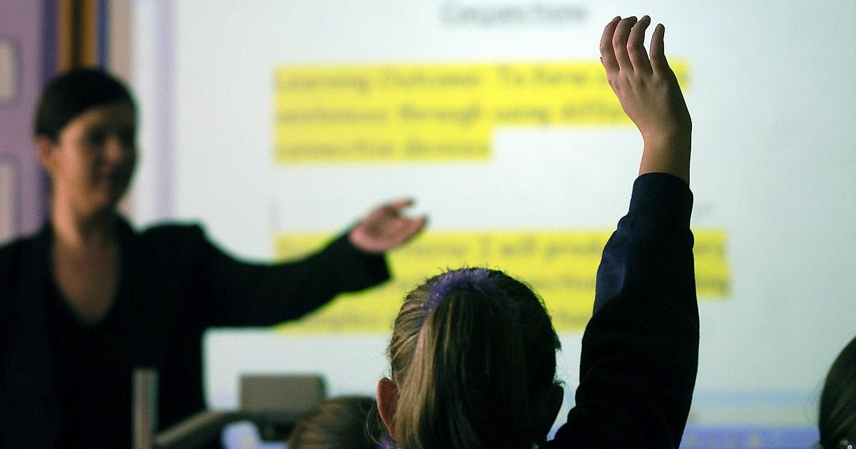Scotland’s largest teaching union calls for review on pension age link