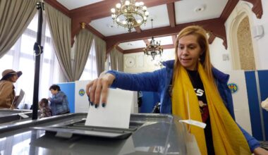 Moldovan cops raid suspected Russian-backed meddlers before election – POLITICO