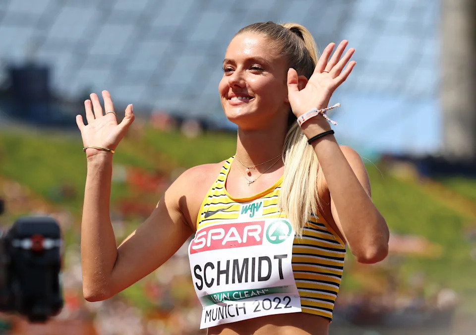 MUNICH, GERMANY - AUGUST 16: Alica Schmidt of Germany acknowledges the crowd prior to the Women's 400m Semifinal 3 on day 6 of the European Championships Munich 2022 at Olympiapark on August 16, 2022 in Munich, Germany. (Photo by Alexander Hassenstein/Getty Images)