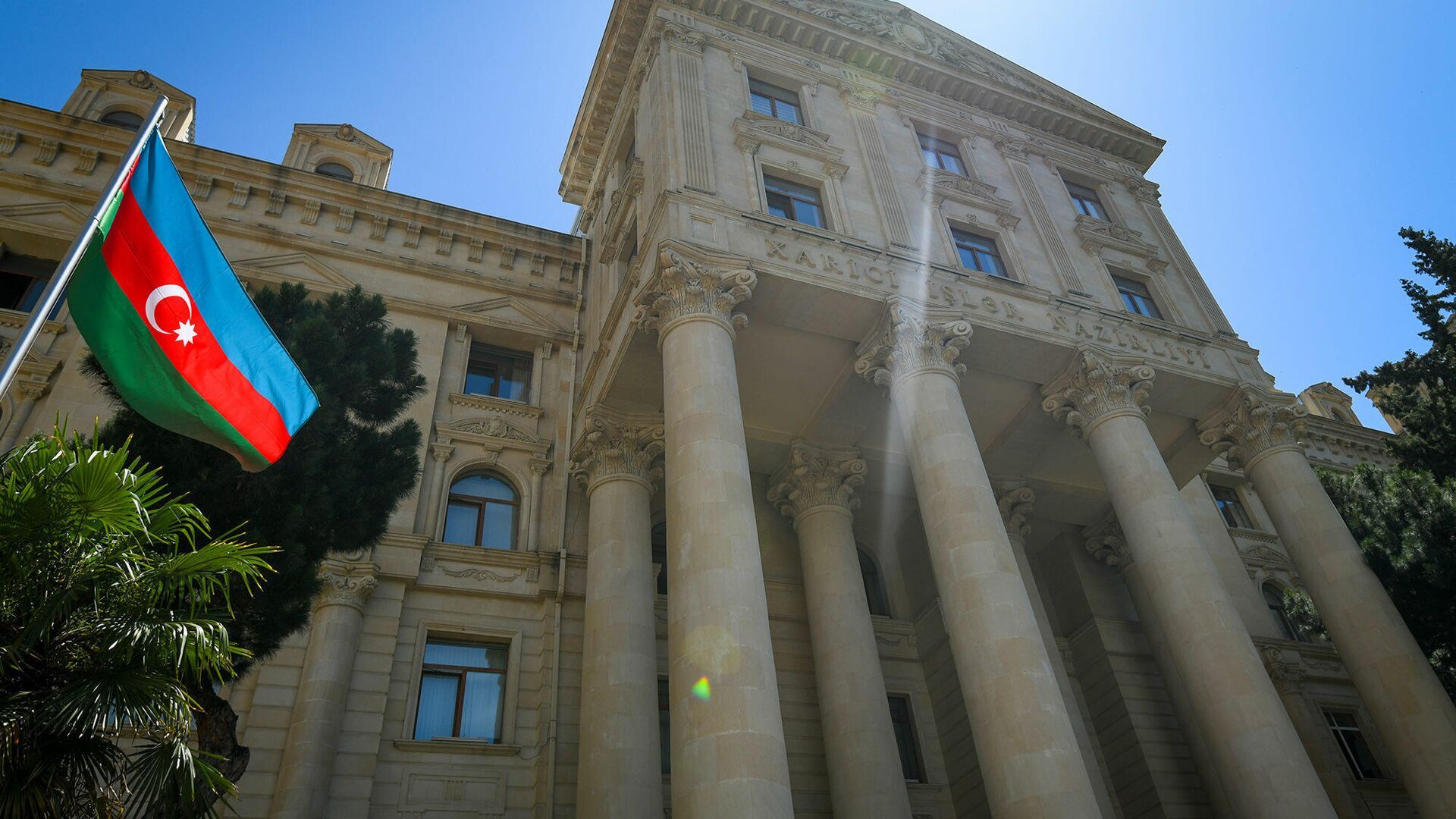 Azerbaijan extends congratulations to Slovakia on National Day