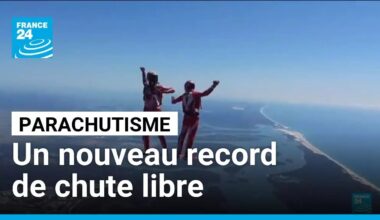 Parachutisme : un nouveau record de chute libre • FRANCE 24