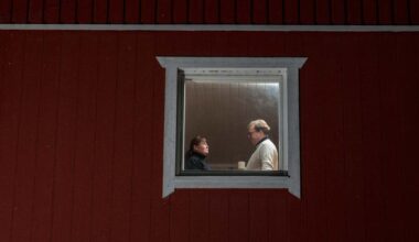 Pariskunnalle myytiin ”laiton talo” – kiinteistö­välittäjälle ja toiselle syytteet törkeästä petoksesta | MOT
