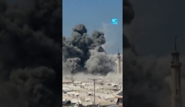 Israel bombardea edificio de gran altura en Gaza