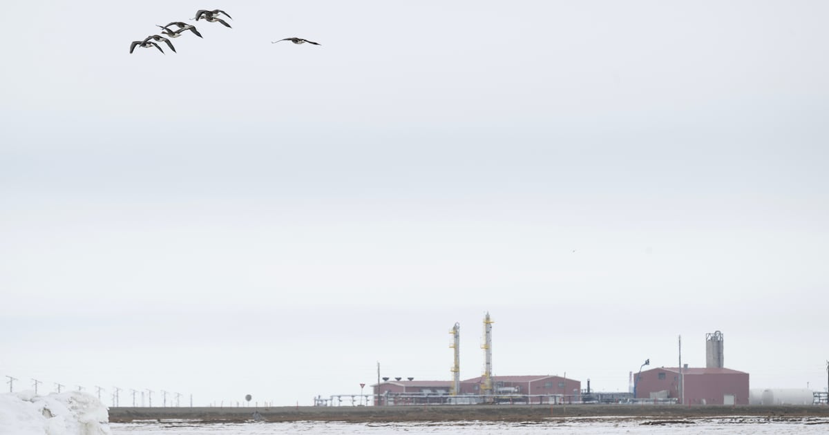 Hilcorp plans to squeeze more life out of Prudhoe Bay with 40,000-barrel-per-day field