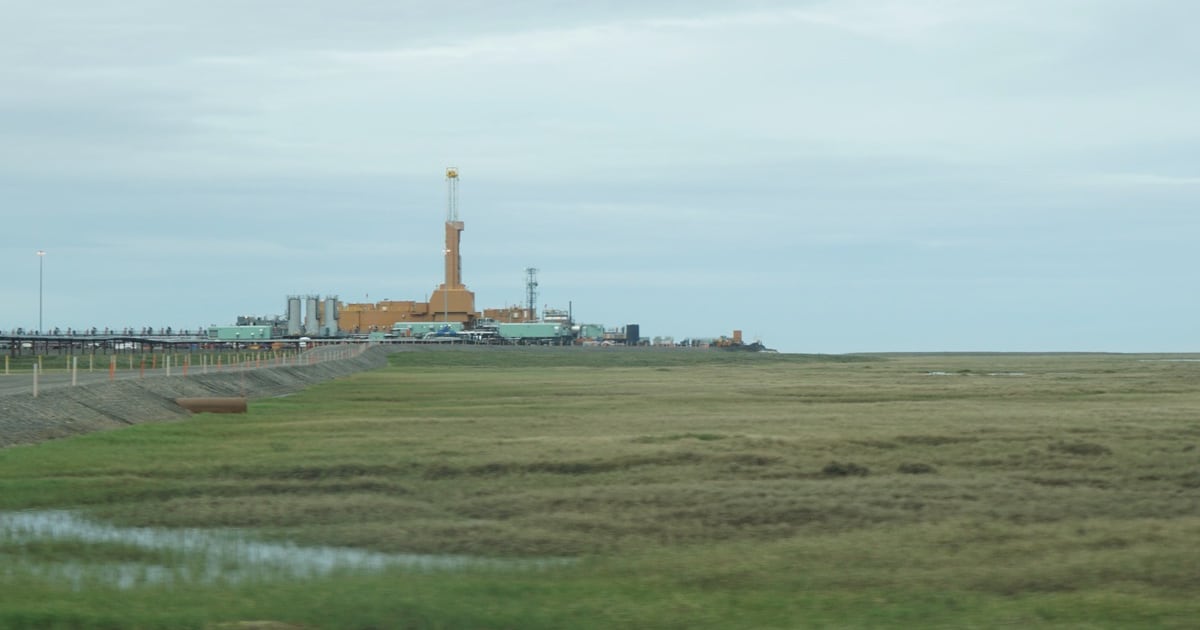 A small Texas firm is gearing up for a $150 million search for oil beneath the Arctic Ocean