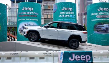 Stellantis recalls 91,000 Jeep Grand Cherokee hybrids for software issue