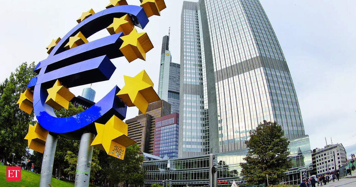 ECB set to hold rates steady with eye on France crisis